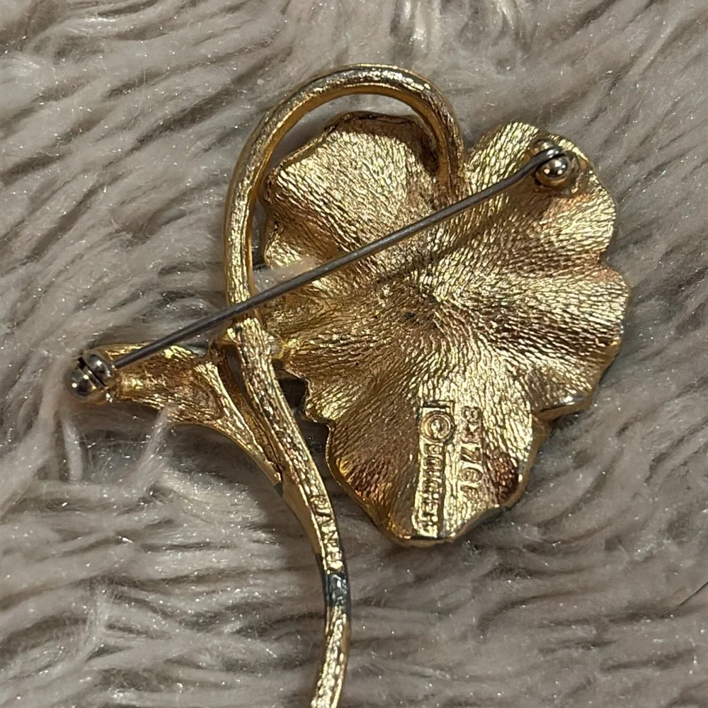 Vintage Signed Marcel Boucher Brushed Goldtone Faux Pearl Pansy Brooch Pin
